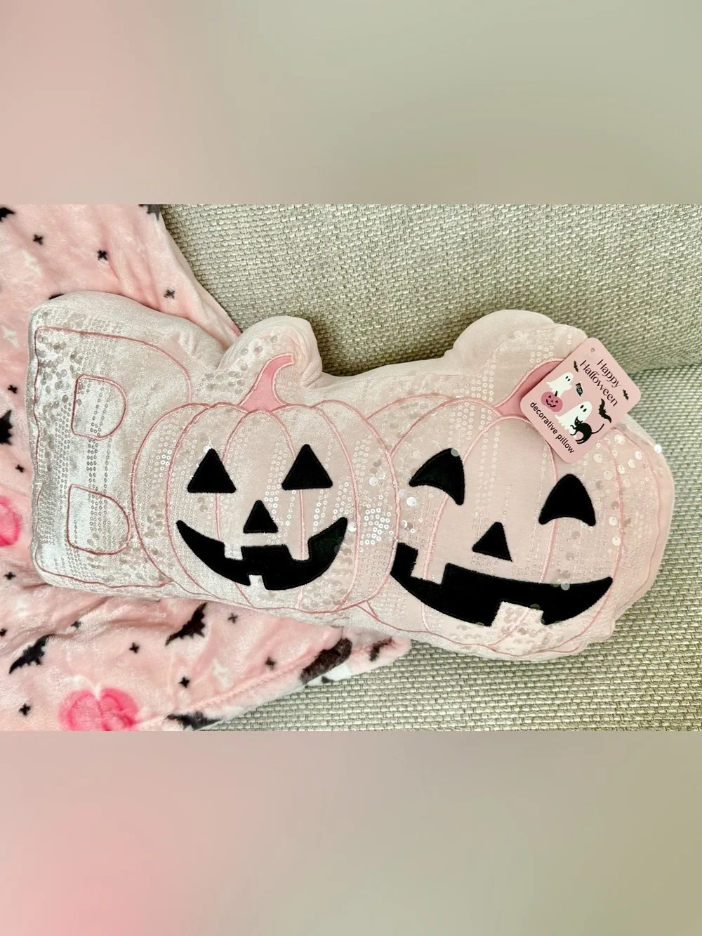 Pink Halloween BOO Pillow Jack O’ Lantern Pumpkin Sequins Velvety Soft NWT